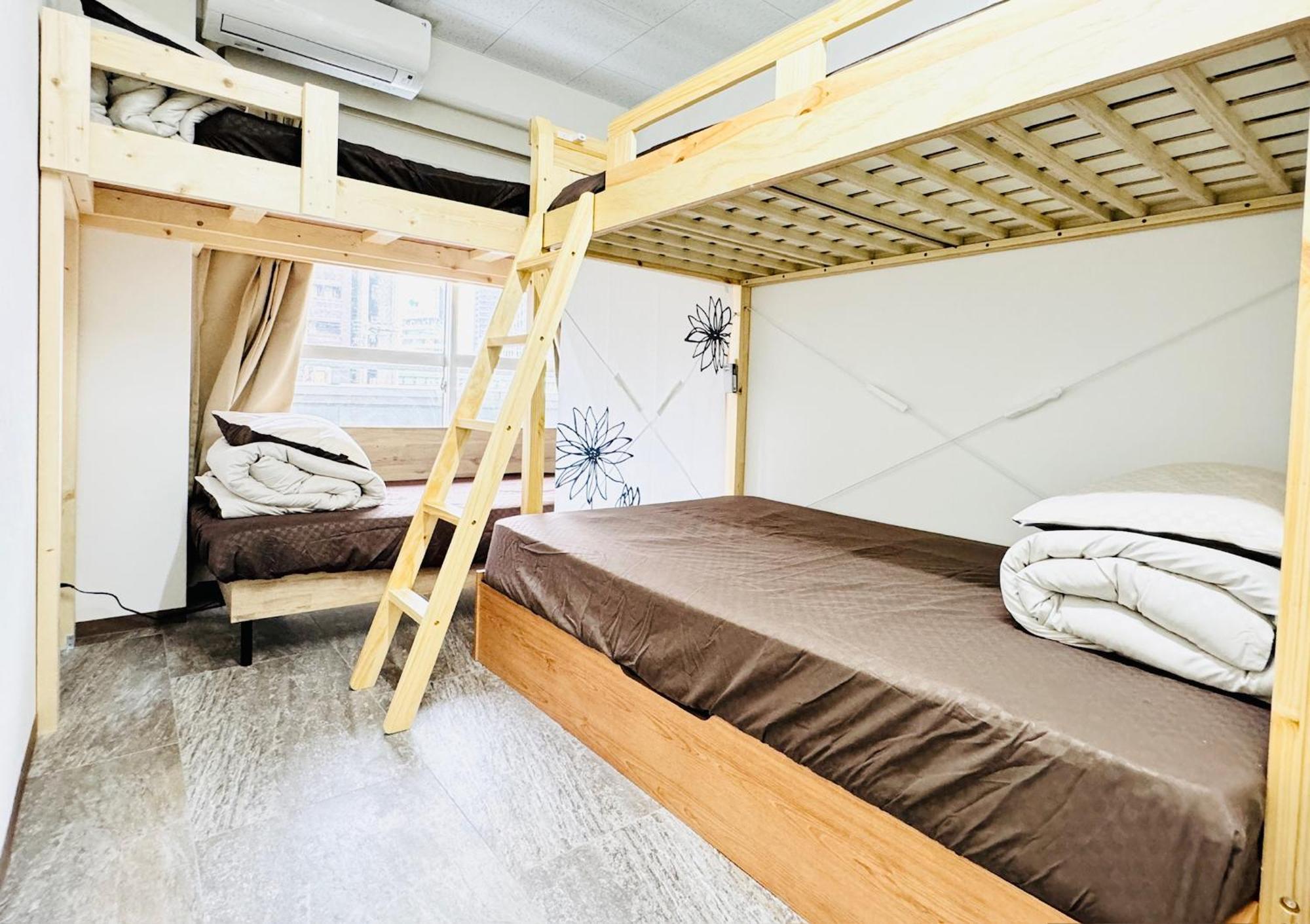 Guest House B'S Fiveⅱ Osaka Exterior foto